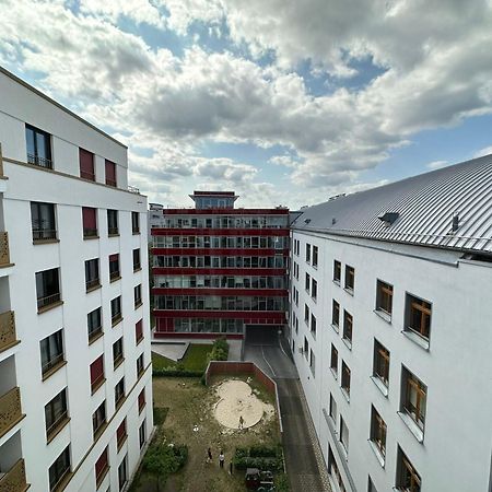 Either Private 2B2B Or Shared 1B1B, Luxury, Bright, Spacious Berlin Exteriör bild