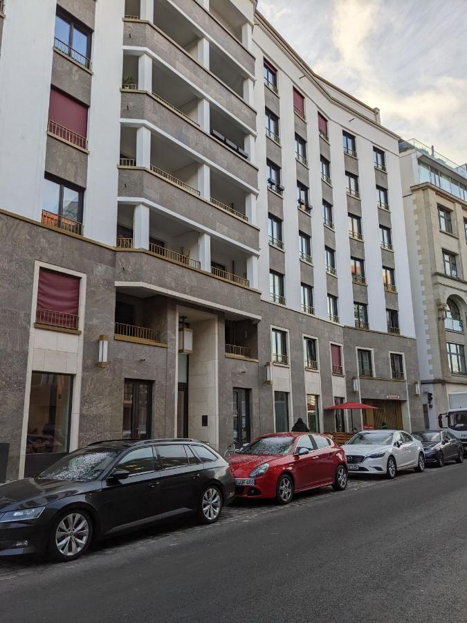 Either Private 2B2B Or Shared 1B1B, Luxury, Bright, Spacious Berlin Exteriör bild