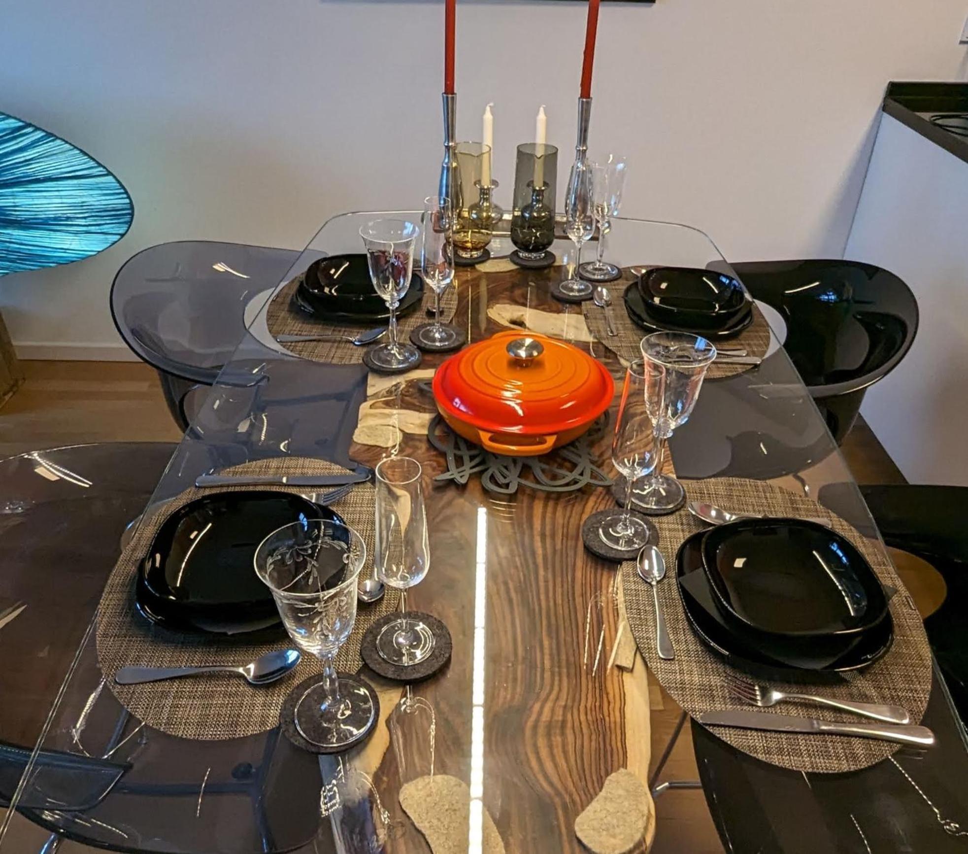 Either Private 2B2B Or Shared 1B1B, Luxury, Bright, Spacious Berlin Rum bild